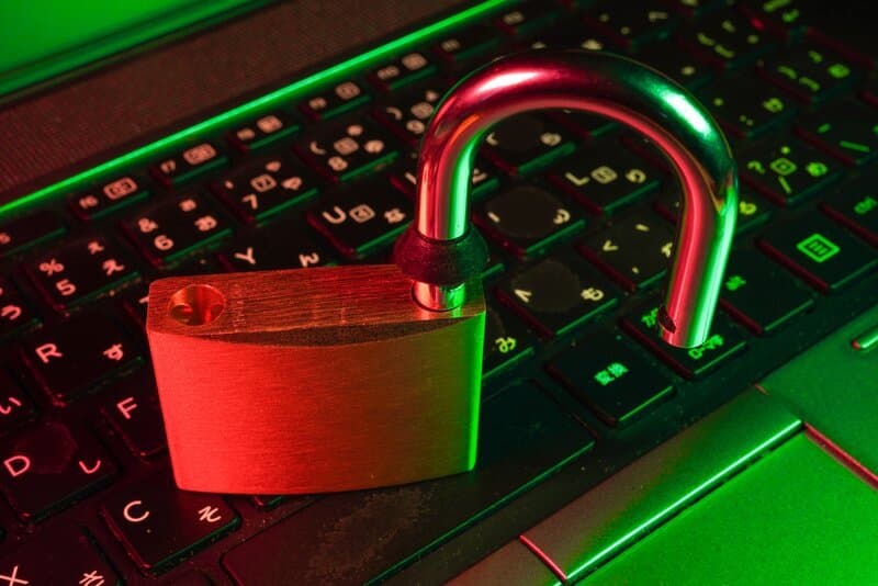 Building a Strong Cyber Defense for Your SMB: An Essential Guide Building a Strong Cyber Defense for Your SMB: An Essential Guide