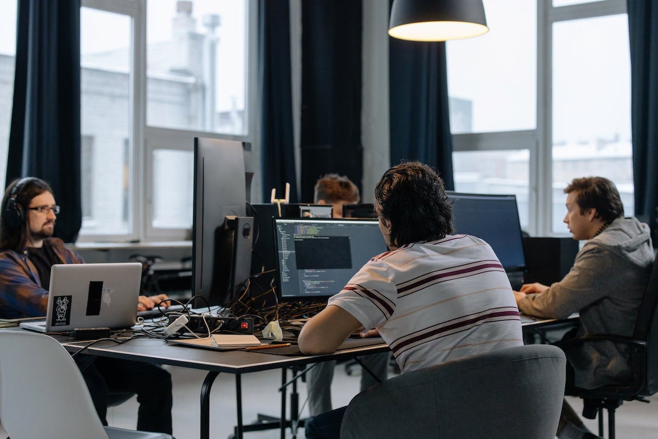 Internal vs. External IT Security Audits: Optimize Your Organization's Cybersecurity Strategy Internal vs. External IT Security Audits: Optimize Your Organization's Cybersecurity Strategy